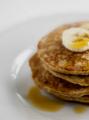 Mga simpleng recipe para sa paggawa ng mga pancake sa diyeta