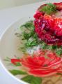 «Селёдка под шубой» рулетом – 7 пошаговых рецептов салата